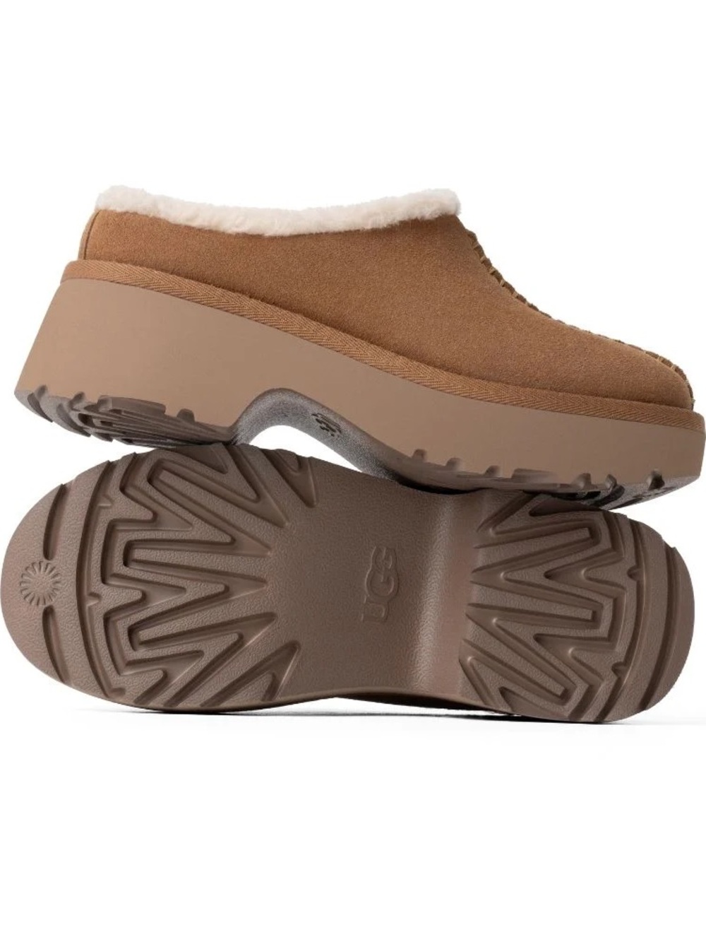 UGG New Heights Cozy Clog
Color is 'Chestnut' 9